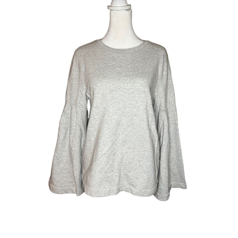 Banana Republic Women’s Small Bell Sleeve Sweater Light‎ Grey Pullover Casual